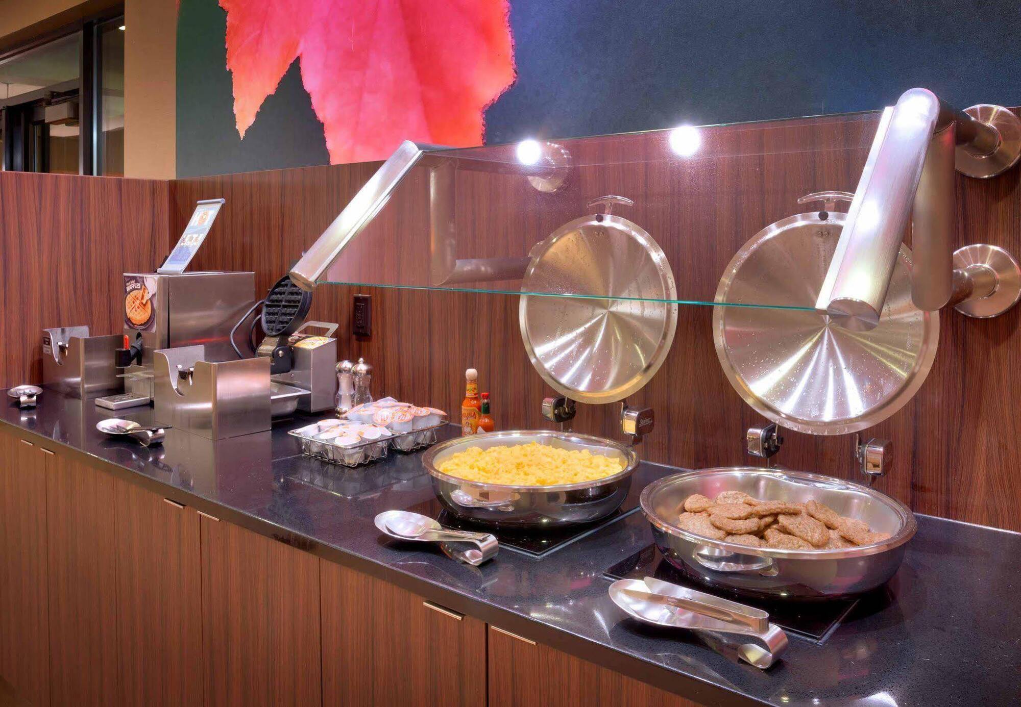 Courtyard By Marriott Salt Lake City Downtown Экстерьер фото