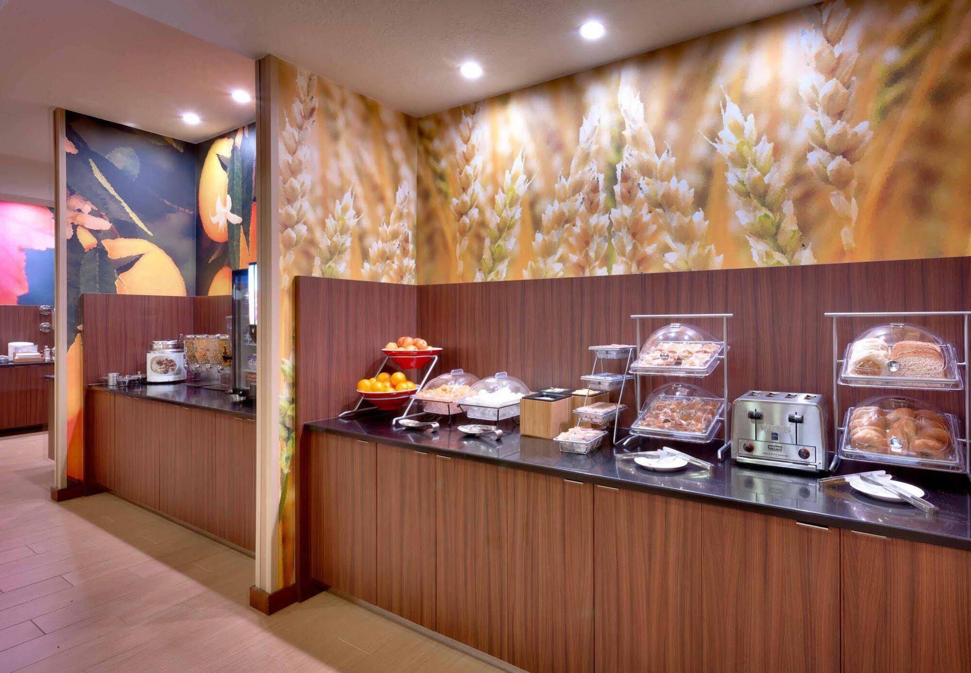 Courtyard By Marriott Salt Lake City Downtown Экстерьер фото