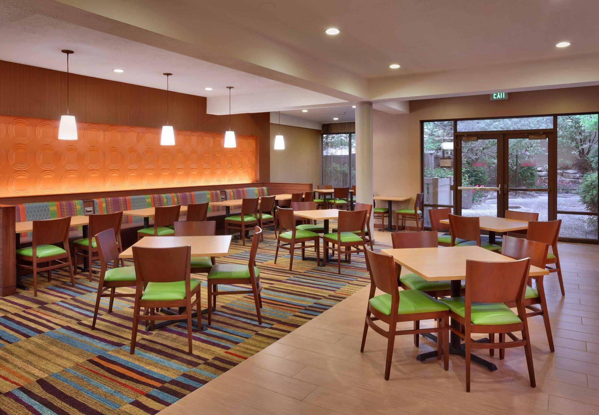 Courtyard By Marriott Salt Lake City Downtown Экстерьер фото