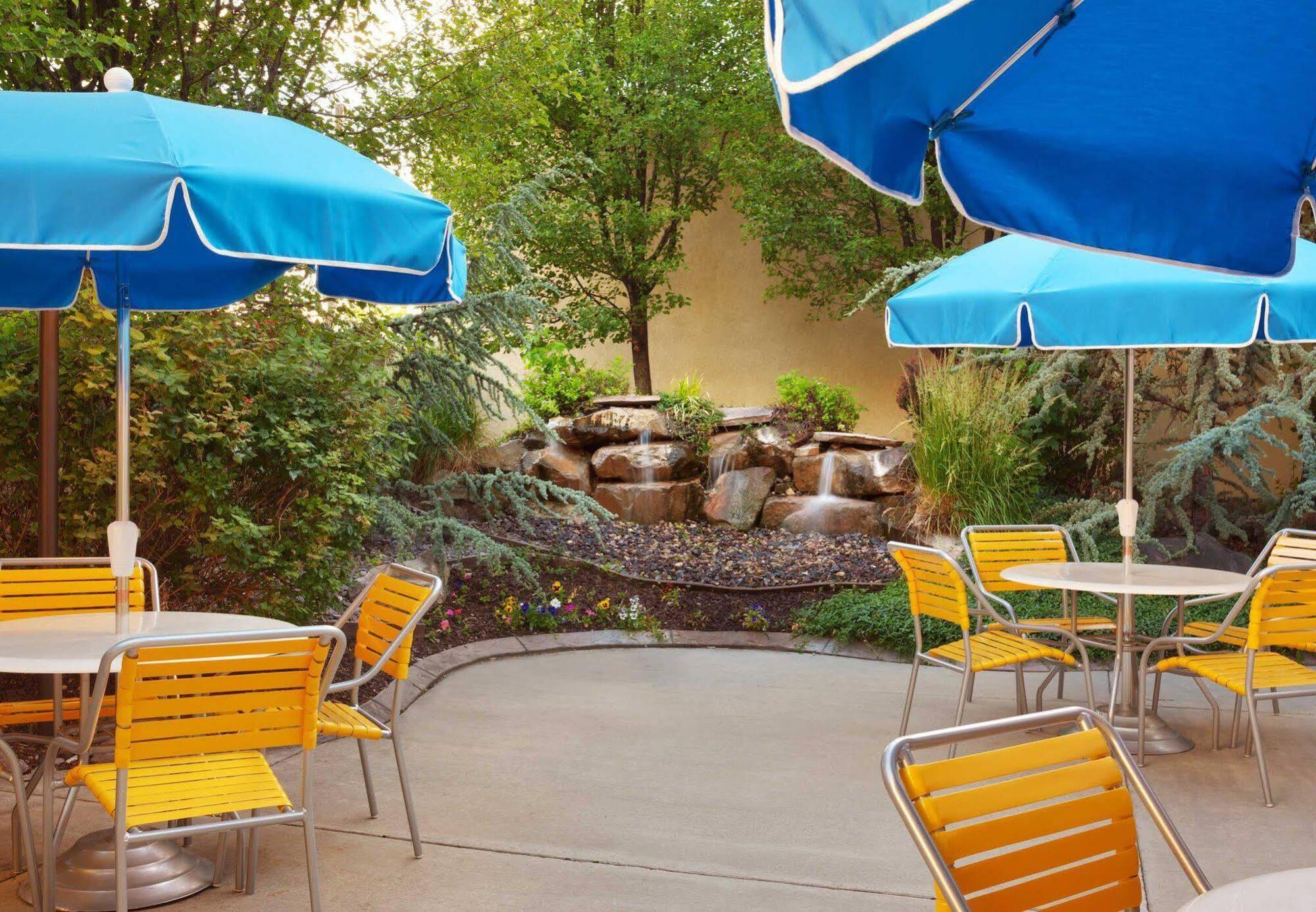 Courtyard By Marriott Salt Lake City Downtown Экстерьер фото